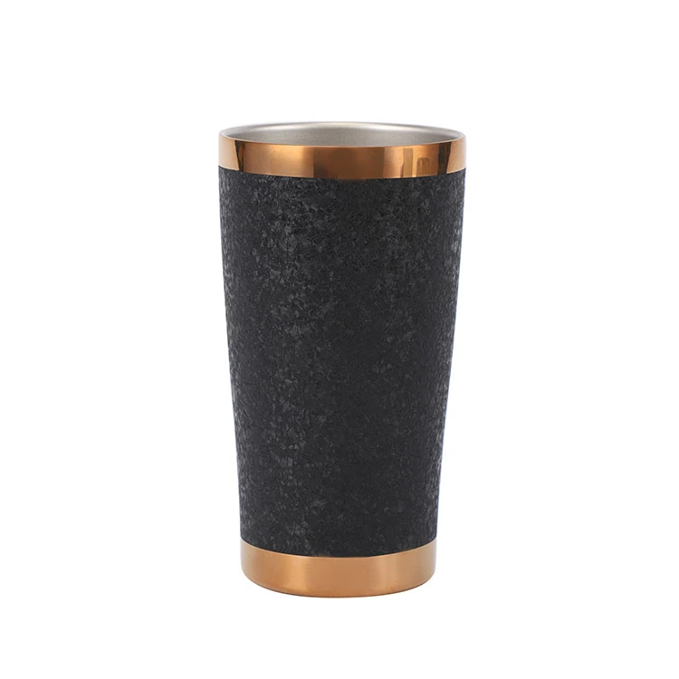 Tumbler Retensi Es dengan Sedotan