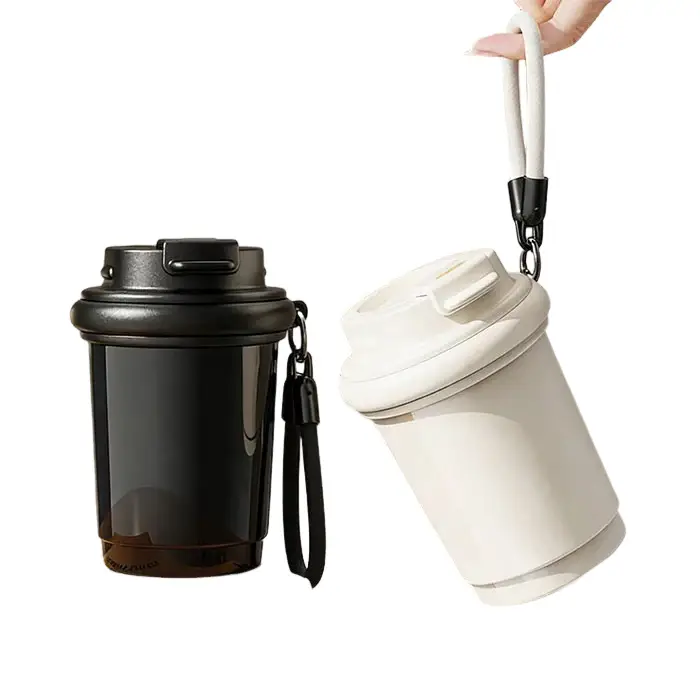Tumbler Terisolasi Tetap Dingin